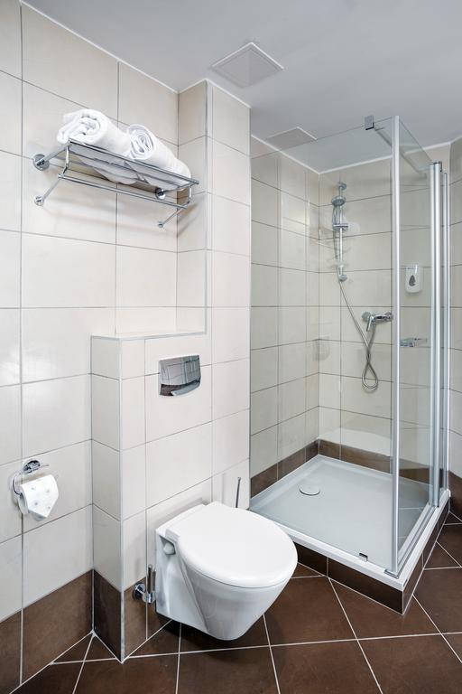 Hotel Royal Botanic Lublin Room photo